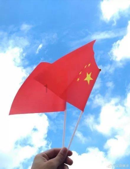 摇滚乐团的装扮